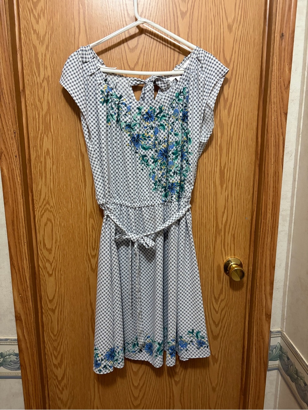 LC Lauren Conrad White Dress with Blue & Green Floral Accents